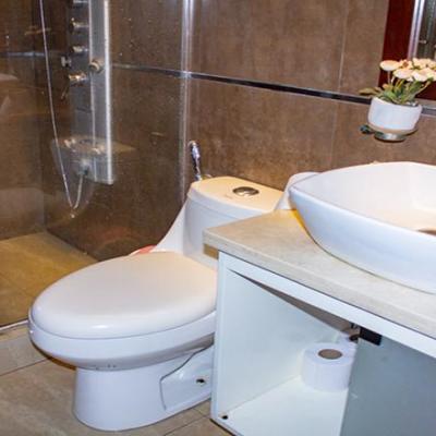 VENTA DE CASA DE 3 PISOS EN ALAMEDA COUNTRY CLUB